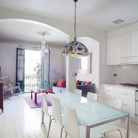 Aparteasy - Authentic Family Apartment Barcelona Exterior foto